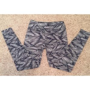 Black and white leggings